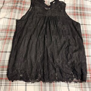 Chic Black Lace Sleeveless Blouse